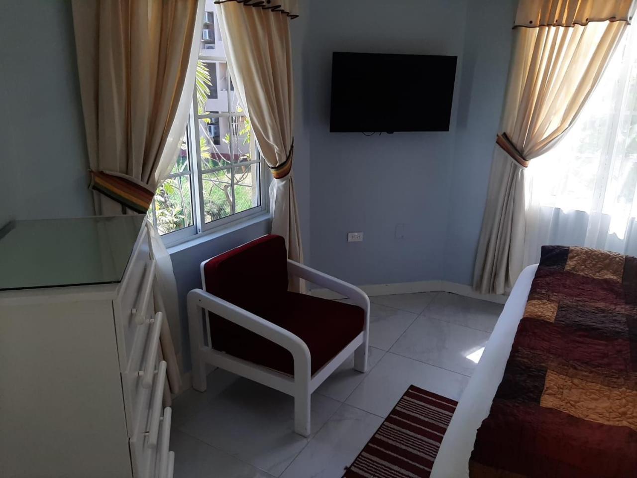 Marchabell By The Sea E22 Apartamento Ocho Rios Exterior foto