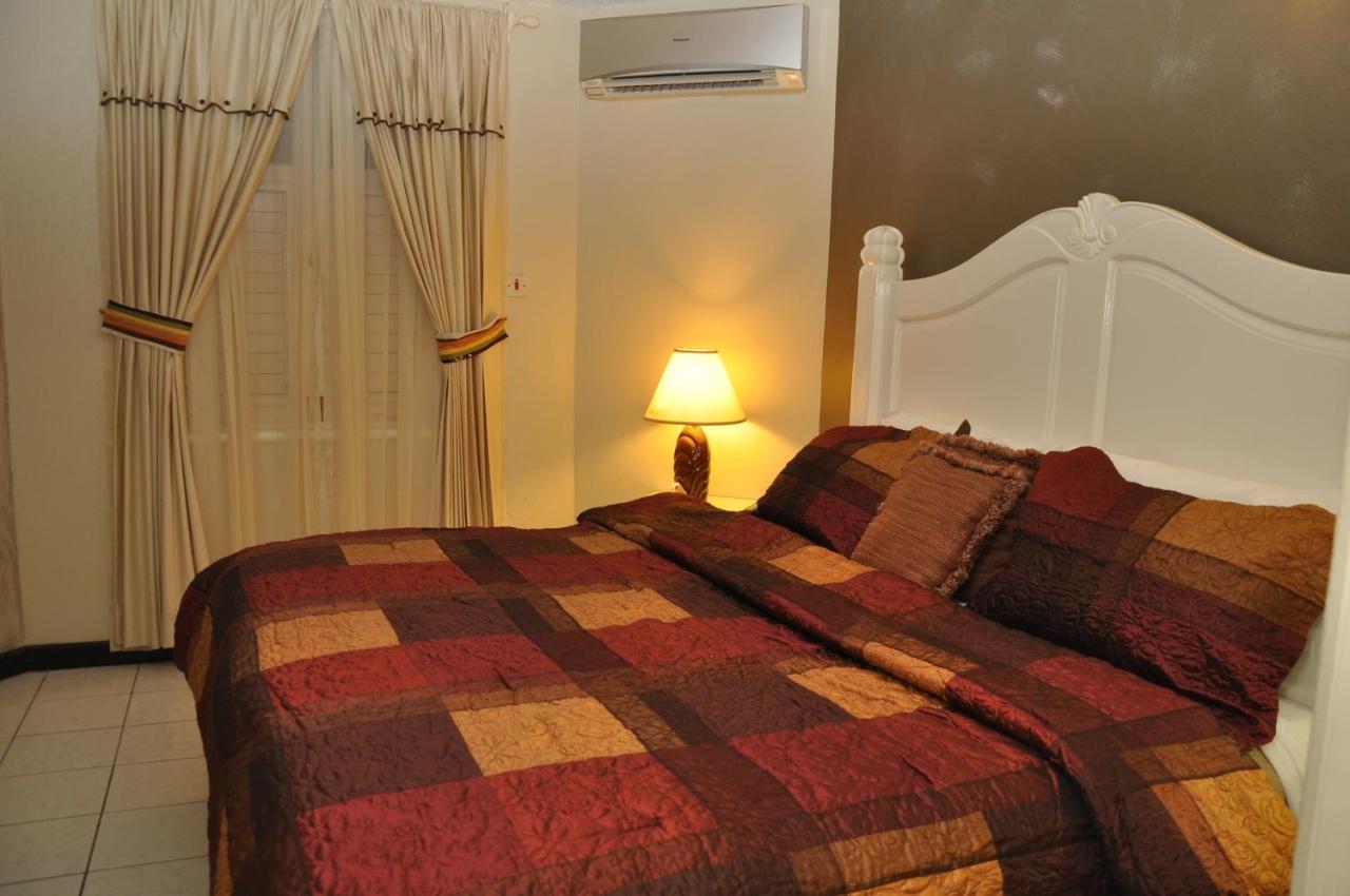 Marchabell By The Sea E22 Apartamento Ocho Rios Quarto foto